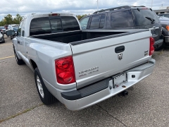 Used 2007 Dodge Dakota 4WD Club Cab SLT at Suburban Ford of Sterling Heights near Sterling Heights, MI