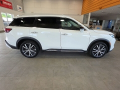 Used 2022  INFINITI QX60 SENSORY AWD at Maxx Loans near St&period; Adrian&comma; MI