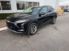 Used 2025  Chevrolet Trax FWD 4dr LT at Maxx Loans near St. Adrian, MI