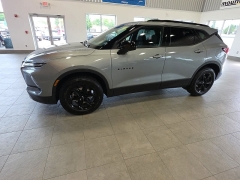 Used 2024  Chevrolet Blazer FWD 4dr LT w&sol;2LT at Maxx Loans near St&period; Adrian&comma; MI