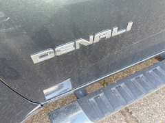Used 2019 GMC Canyon 4WD Crew Cab 128.3" Denali at Suburban Ford of Sterling Heights near Sterling Heights, MI
