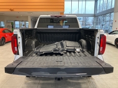 Used 2022  GMC Sierra 1500 4WD Crew Cab 147" AT4 at Maxx Loans near St&period; Adrian&comma; MI