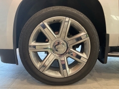 Used 2020 Cadillac Escalade ESV 4d SUV 4WD Luxury at Maxx Loans near St. Adrian, MI