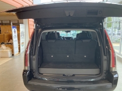 Used 2016 Cadillac Escalade 4d SUV 4WD Luxury at Suburban Ford of Sterling Heights near Sterling Heights, MI