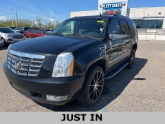 Used 2012 Cadillac Escalade 4d SUV AWD Luxury at Suburban Ford of Sterling Heights near Sterling Heights, MI