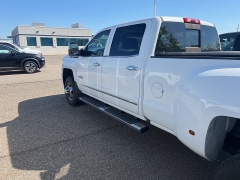 Used 2019 Chevrolet Silverado 3500HD 4WD Crew Cab 167.7" High Country at Suburban Ford of Sterling Heights near Sterling Heights, MI