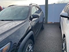 Used 2020  Jeep Cherokee Trailhawk 4x4 at Maxx Loans near St&period; Adrian&comma; MI