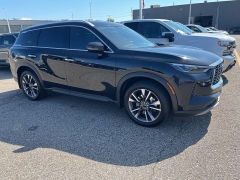 Used 2022 INFINITI QX60 LUXE AWD at Suburban Ford of Sterling Heights near Sterling Heights, MI