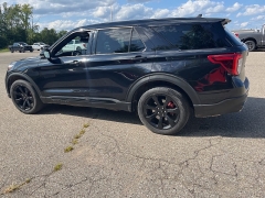 Used 2022 Ford Explorer ST 4WD at Suburban Ford of Sterling Heights near Sterling Heights, MI