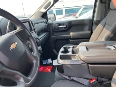 Used 2020 Chevrolet Silverado 1500 4WD Crew Cab 147" Custom at Suburban Ford of Sterling Heights near Sterling Heights, MI