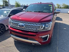 Used 2019 Ford Expedition Max 4d SUV 4WD Platinum at Suburban Ford of Sterling Heights near Sterling Heights, MI