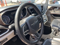 Used 2017 Chrysler Pacifica Touring-L FWD at Suburban Ford of Sterling Heights near Sterling Heights, MI