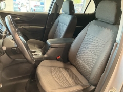 Used 2021 Chevrolet Equinox FWD 4dr LT w/1LT at Suburban Ford of Sterling Heights near Sterling Heights, MI