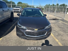 Used 2017  Chevrolet Cruze 4d Sedan LT Auto at Maxx Loans near St&period; Adrian&comma; MI