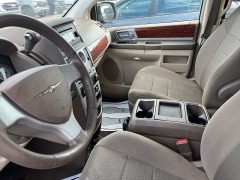 Used 2009  Chrysler Town & Country 4d Wagon Touring at Maxx Loans near St&period; Adrian&comma; MI