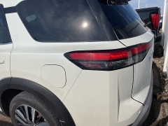 Used 2022  Nissan Pathfinder Platinum 4WD at Maxx Loans near St&period; Adrian&comma; MI