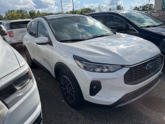 Used 2025 Ford Escape PHEV FWD at Maxx Loans near St. Adrian, MI