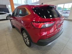 Used 2022  Ford Escape Titanium AWD at Maxx Loans near St&period; Adrian&comma; MI