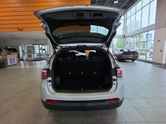 Used 2024  Jeep Compass Latitude 4x4 at Maxx Loans near St&period; Adrian&comma; MI