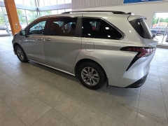Used 2024  Toyota Sienna AWD &lpar;Natl&rpar; at Maxx Loans near St&period; Adrian&comma; MI