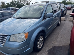 Used 2009  Chrysler Town & Country 4d Wagon Touring at Maxx Loans near St&period; Adrian&comma; MI