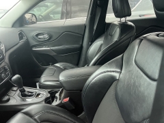 Used 2019 Jeep Cherokee Latitude Plus 4x4 at Maxx Loans near St. Adrian, MI