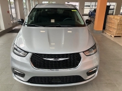 Used 2024 Chrysler Pacifica Touring L FWD at Suburban Ford of Sterling Heights near Sterling Heights, MI