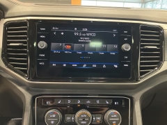 Used 2023  Volkswagen Atlas Cross Sport 3&period;6L V6 SEL Premium R-Line 4MOTION at Maxx Loans near St&period; Adrian&comma; MI