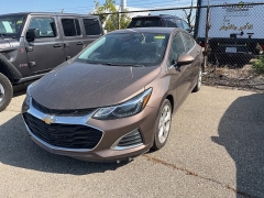 Used 2019 Chevrolet Cruze 4d Sedan Premier at Maxx Loans near St. Adrian, MI