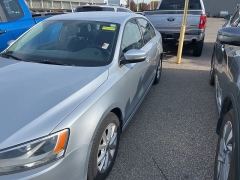 Used 2014 Volkswagen Jetta Sedan 4dr Auto SE PZEV at Suburban Ford of Sterling Heights near Sterling Heights, MI