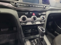 Used 2019  Hyundai Elantra SEL Auto at Maxx Loans near St&period; Adrian&comma; MI