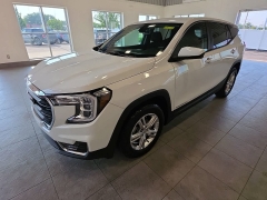  2022 GMC Terrain FWD 4dr SLE at Maxx Loans near St&period; Adrian&comma; MI