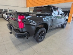 Used 2022  Chevrolet Silverado 1500 4WD Crew Cab 147" LT Trail Boss at Maxx Loans near St&period; Adrian&comma; MI