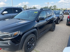 Used 2022 Jeep Cherokee Trailhawk 4x4 at Maxx Loans near St. Adrian, MI