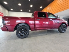 Used 2019  Ram 1500 Classic Express 4x4 Crew Cab 5'7" Box at Maxx Loans near St&period; Adrian&comma; MI