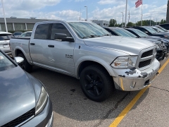 Used 2016 Ram 1500 4WD Crew Cab 140.5" Outdoorsman at Maxx Loans near St. Adrian, MI