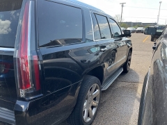 Used 2016 Cadillac Escalade 4d SUV 4WD Luxury at Maxx Loans near ,