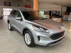 Used 2021 Ford Escape SE AWD at Maxx Loans near ,