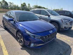 Used 2023  Hyundai Elantra Limited IVT at Maxx Loans near St&period; Adrian&comma; MI
