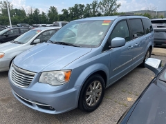 Used 2013 Chrysler Town & Country 4d Wagon Touring at Suburban Ford of Sterling Heights near Sterling Heights, MI