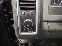 Used 2017  Ram 1500 4WD Crew Cab 149" Big Horn at Maxx Loans near St&period; Adrian&comma; MI