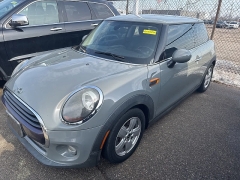 Used 2019  MINI Hardtop 2 Door Cooper FWD at Maxx Loans near St&period; Adrian&comma; MI