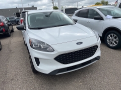 Used 2022 Ford Escape SE AWD at Suburban Ford of Sterling Heights near Sterling Heights, MI
