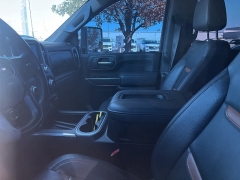 Used 2022 GMC Sierra 2500HD 4WD Crew Cab 159" AT4 at Maxx Loans near St. Adrian, MI