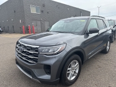 Used 2025  Ford Explorer Active 4WD at Maxx Loans near St&period; Adrian&comma; MI