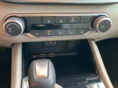 Used 2024 Nissan Altima 2.5 SV Sedan at Maxx Loans near ,