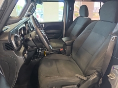 Used 2023  Jeep Wrangler Sport 2 Door 4x4 at Maxx Loans near St&period; Adrian&comma; MI