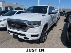 Used 2019 Ram 1500 4WD Crew Cab Limited at Suburban Ford of Sterling Heights near Sterling Heights, MI