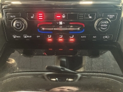 Used 2023  Jeep Grand Cherokee Laredo 4x4 at Maxx Loans near St&period; Adrian&comma; MI