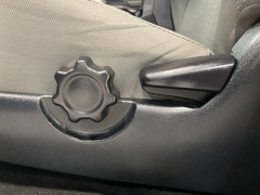 Used 2017  Toyota Tacoma Double Cab 5' Bed V6 4x2 AT &lpar;Natl&rpar; at Maxx Loans near St&period; Adrian&comma; MI